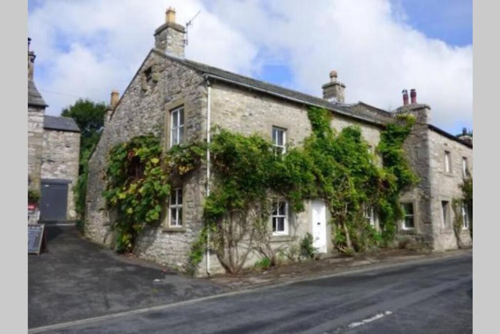 5 Star Cottage On The Green With Log Burner - Dog Friendly Austwick ภายนอก รูปภาพ