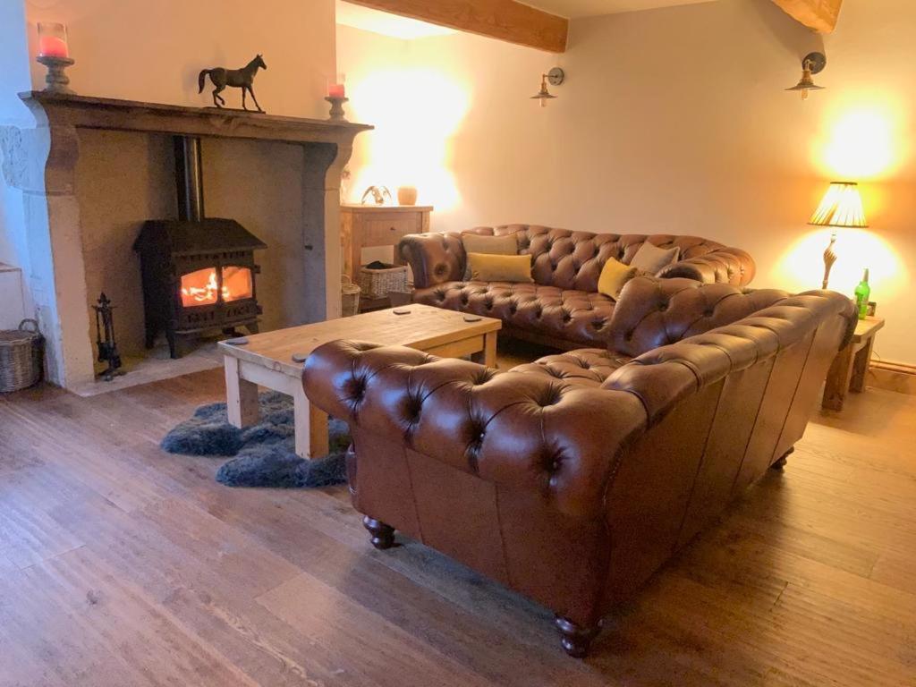 5 Star Cottage On The Green With Log Burner - Dog Friendly Austwick ภายนอก รูปภาพ