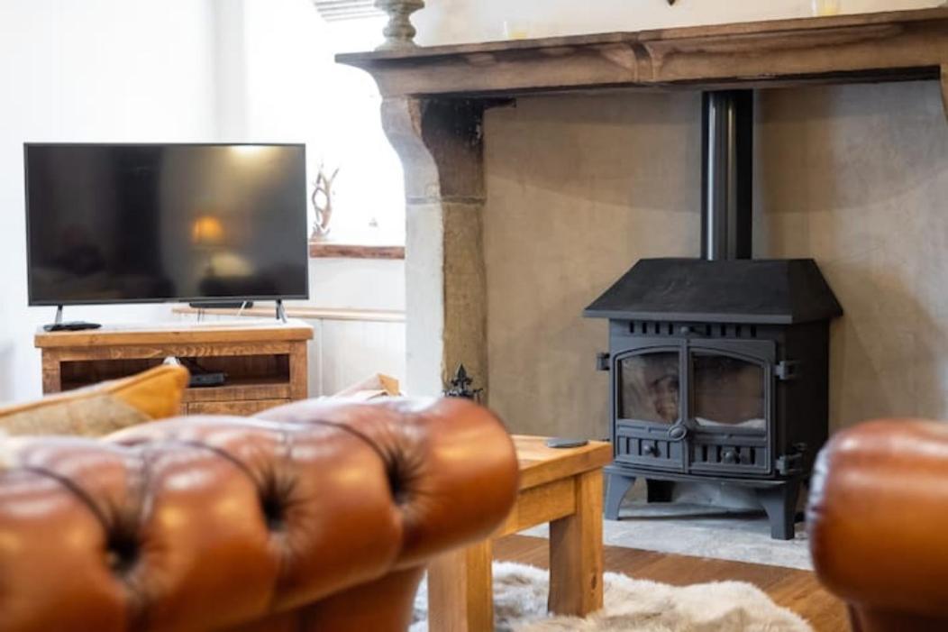 5 Star Cottage On The Green With Log Burner - Dog Friendly Austwick ภายนอก รูปภาพ