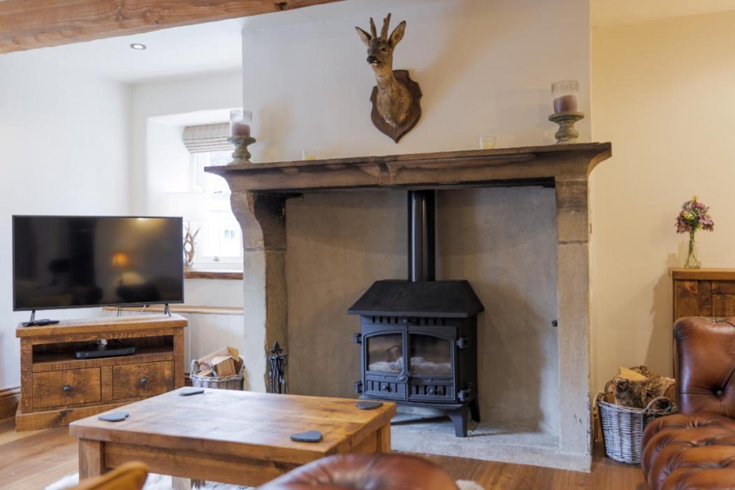 5 Star Cottage On The Green With Log Burner - Dog Friendly Austwick ภายนอก รูปภาพ