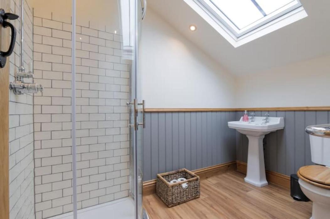 5 Star Cottage On The Green With Log Burner - Dog Friendly Austwick ภายนอก รูปภาพ